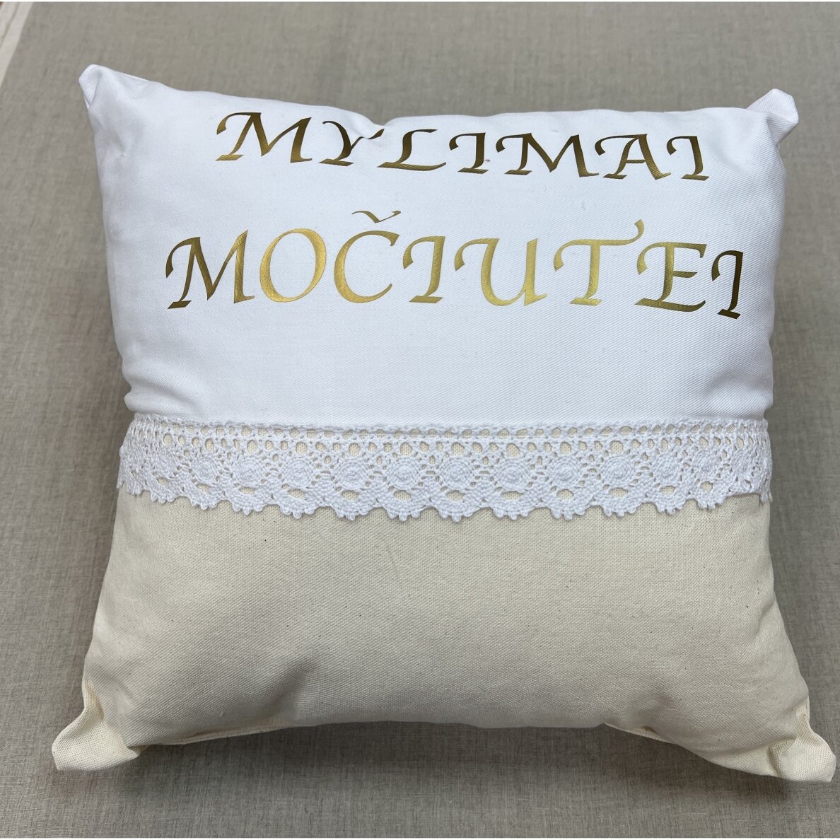 Pagalvėlė- krikštynų dovana  MOČIUTEI P-011