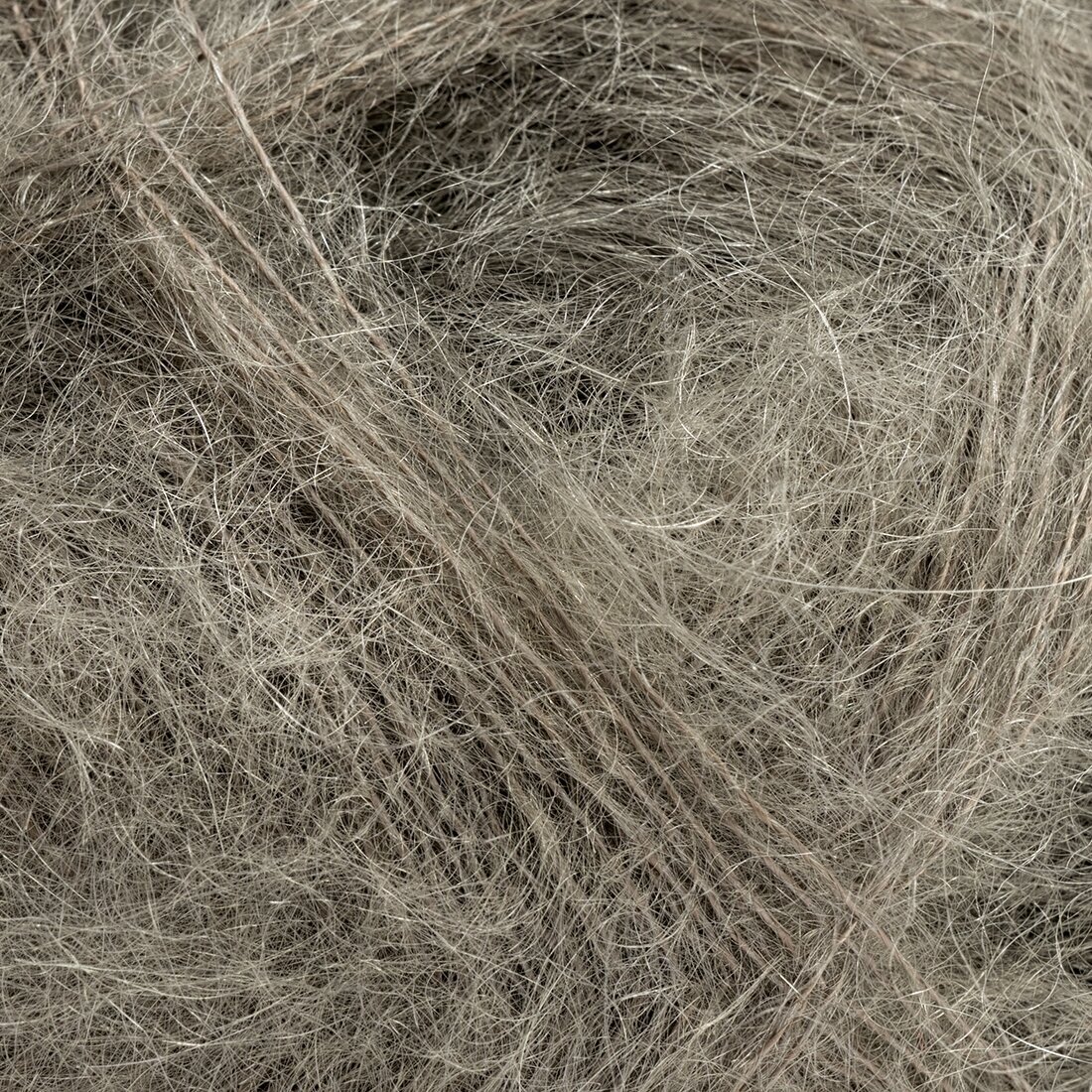 Siūlai mezgimo  FLEURDELISE  034   80% Super kid mohera, 20% poliamidas 25 g – 250 m. 1